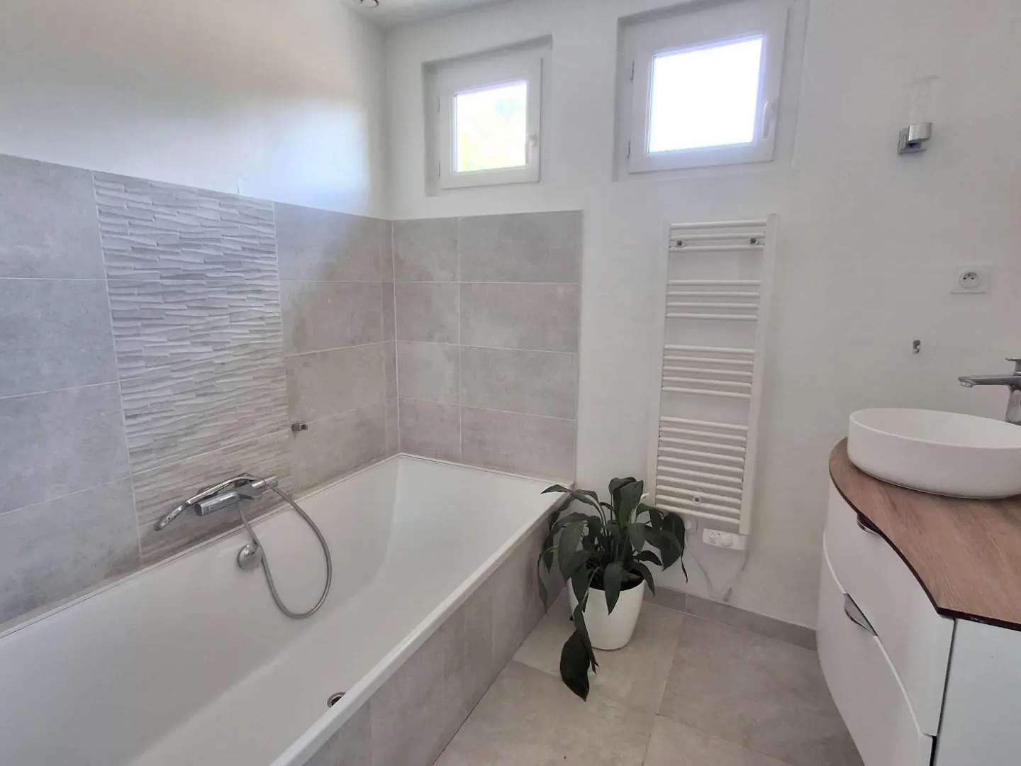 Maison à vendre - 3 pièces - 70m2 - Tanville (61500)