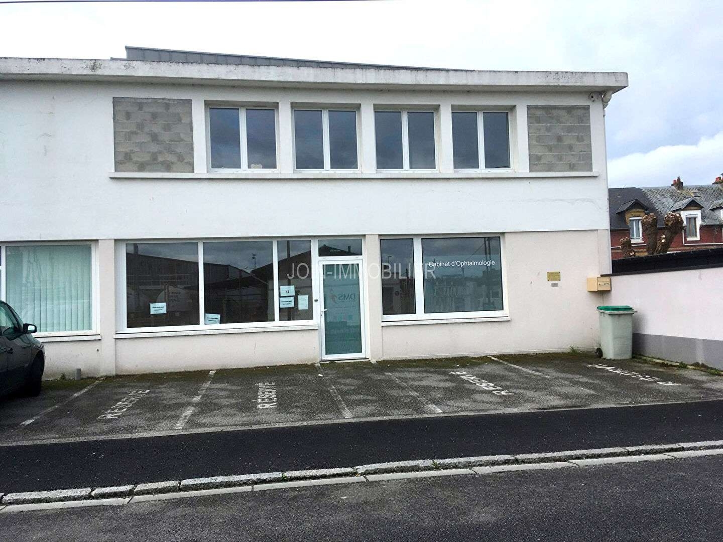 Bureaux 5 pièces 113 m²
