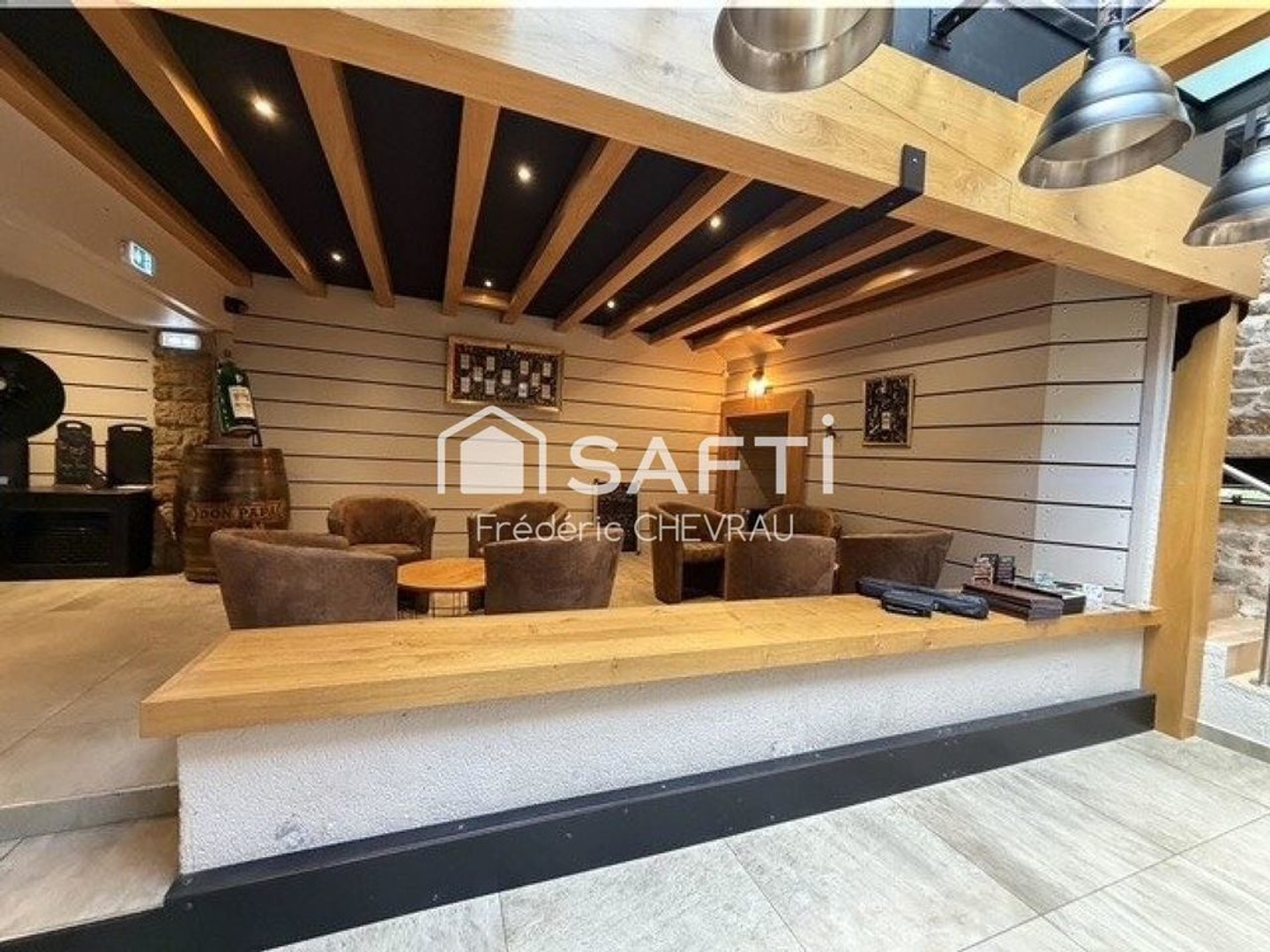 Locaux à vendre - 336m2 - Charnay-Lès-Mâcon (71850)