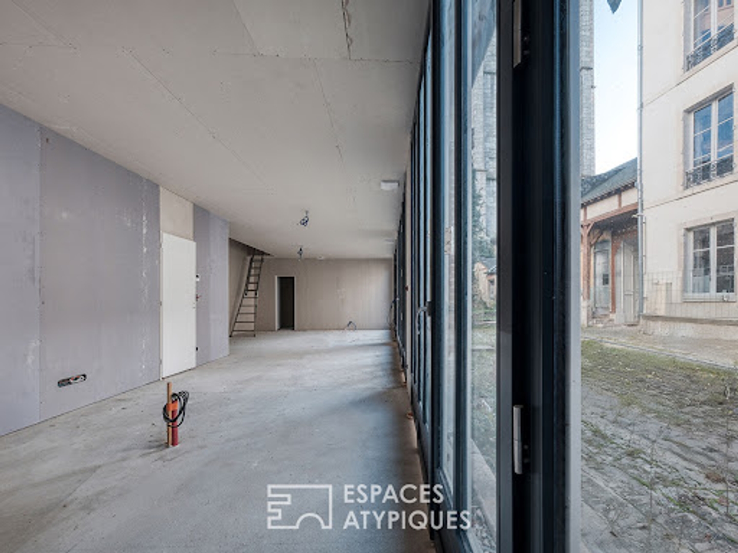 Appartement à vendre - 6 pièces - 165m2 - Orléans (45000)