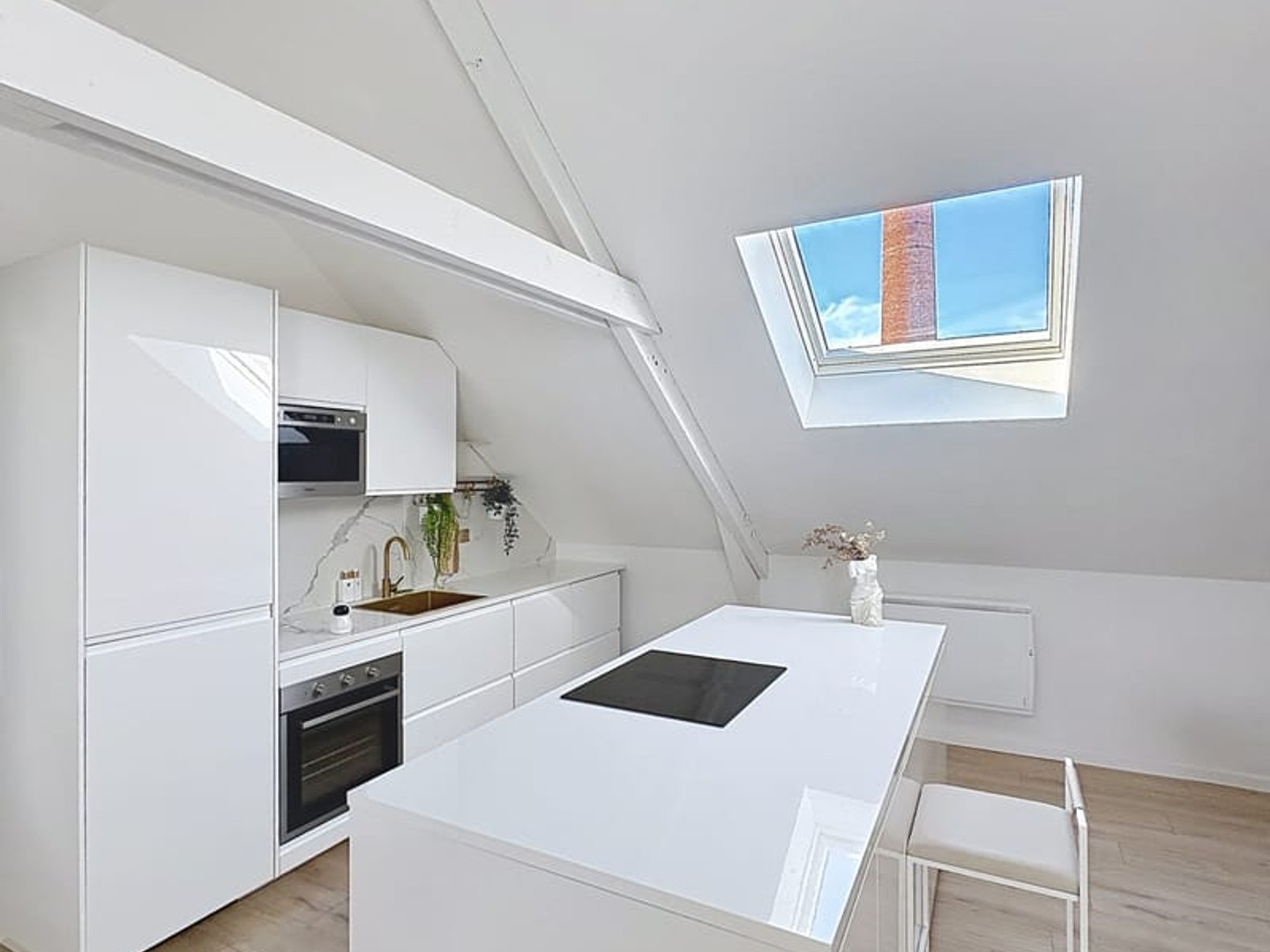 À VENDRE Grand Loft d'Exception à Roubaix 135 m2 Dernier étage Terrasse & Parking