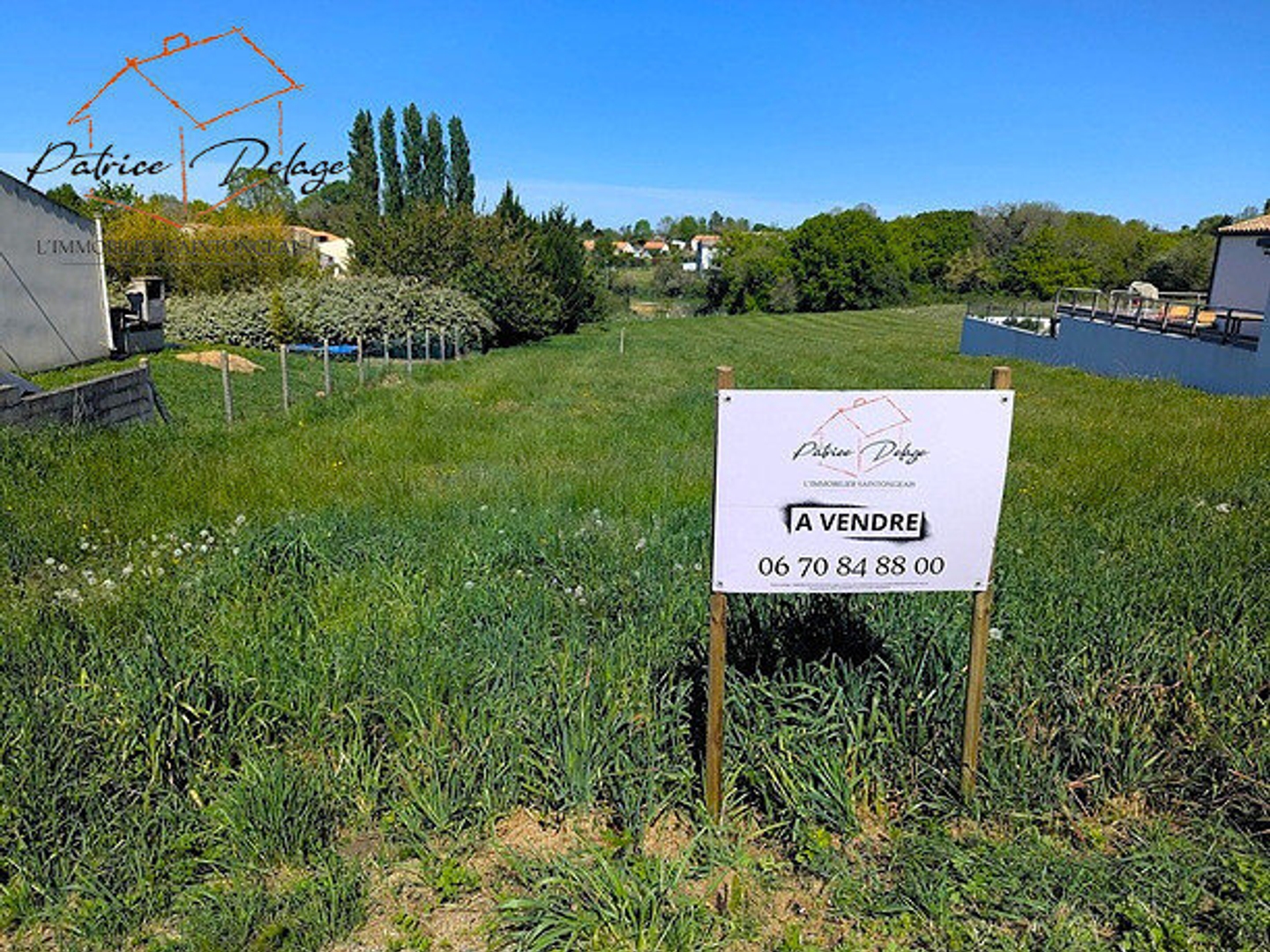 Terrain à vendre - 3979m2 - Bussac-Sur-Charente (17100)