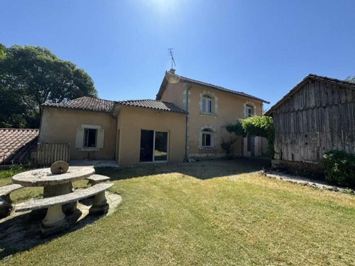 Propriété avec moulin