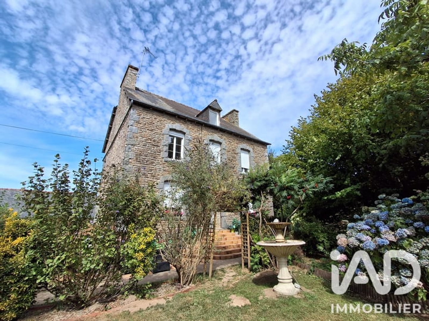 Maison 7 pièces 210 m²