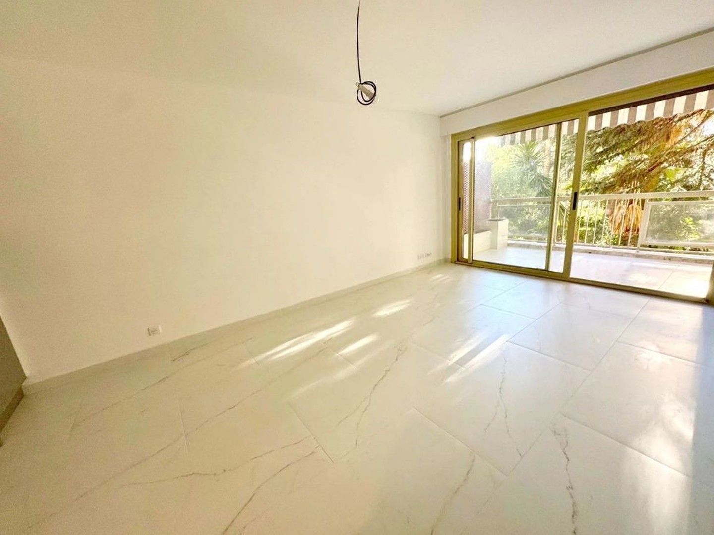 Appartement à vendre - 3 pièces - 61m2 - Cannes (06400)