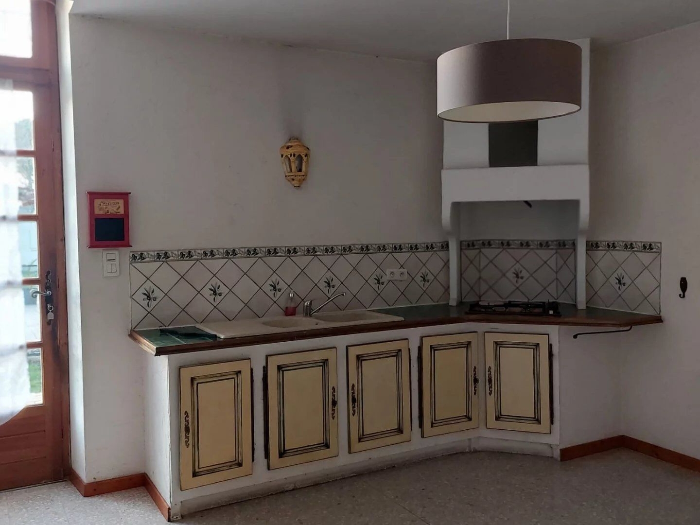 Maison à vendre - 6 pièces - 170m2 - Cabannes (13440)