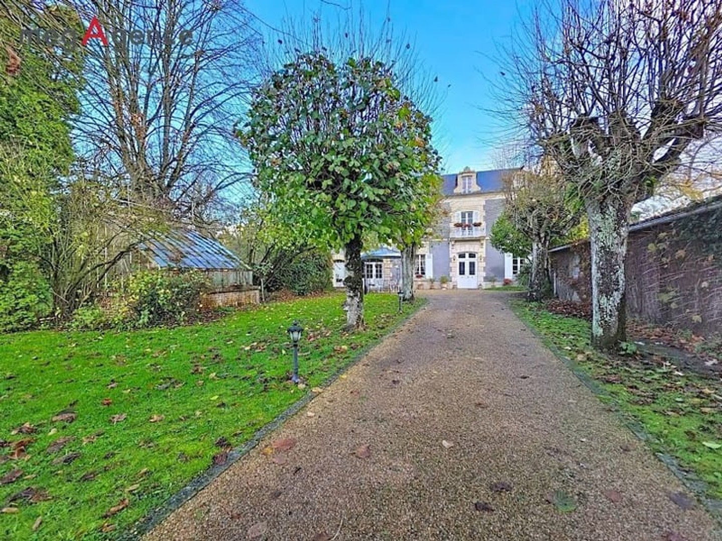 Maison 10 pièces 200 m²