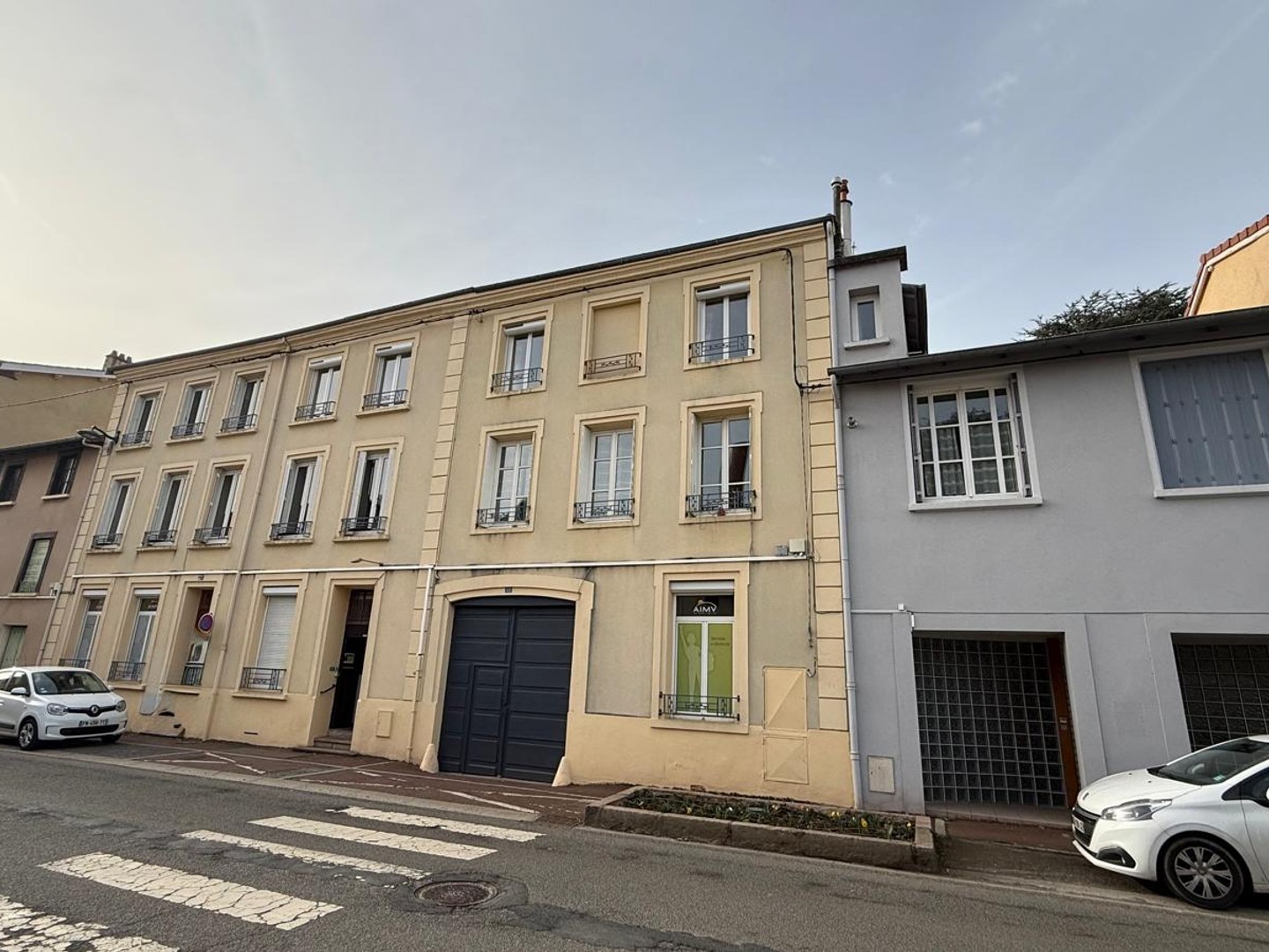 Appartement 6 pièces 145 m²