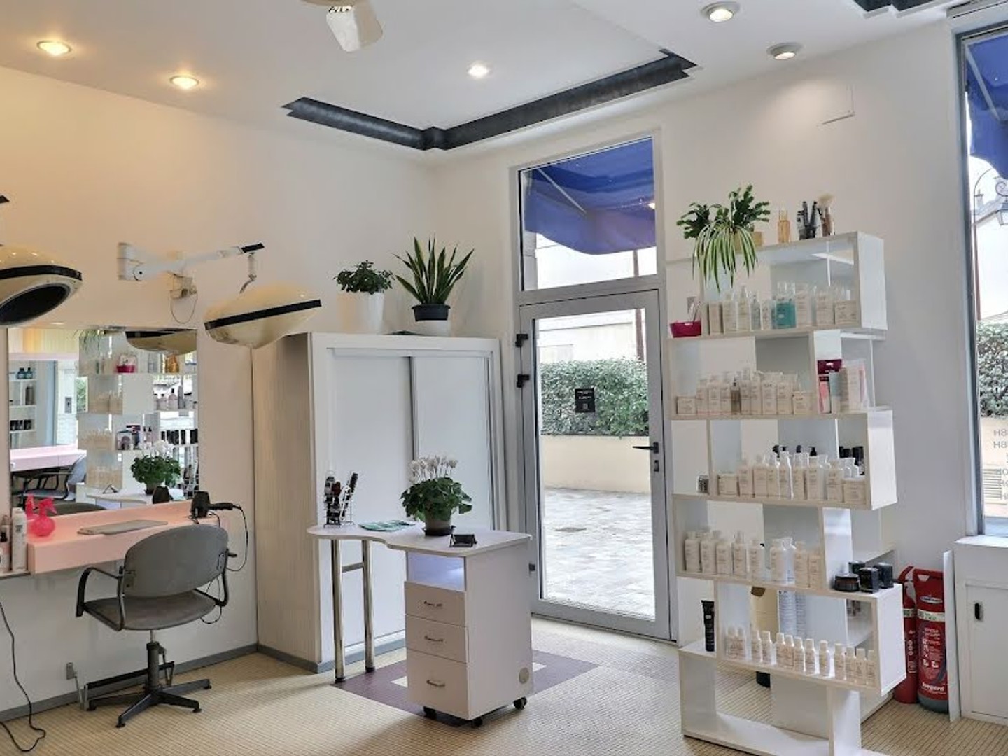 Magasin à vendre - 50m2 - Versailles (78000)