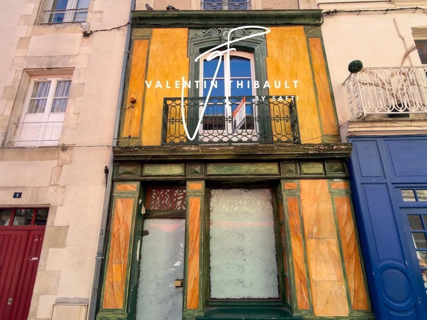 Poitiers Centre-ville Plateau  Local commercial 85 m² avec vitrine, Rue Saint-Nicolas
