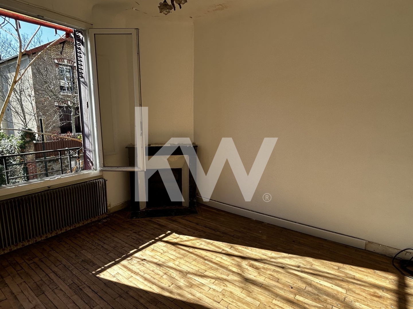 Immeuble à vendre - 8 pièces - 130m2 - Suresnes (92150)