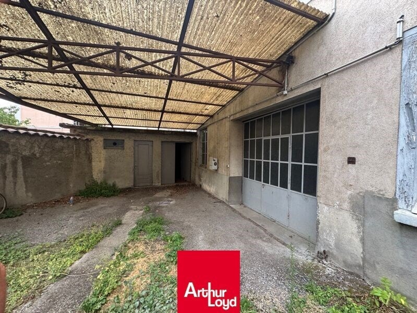 VENTE - IMMEUBLE R+2 - TARARE