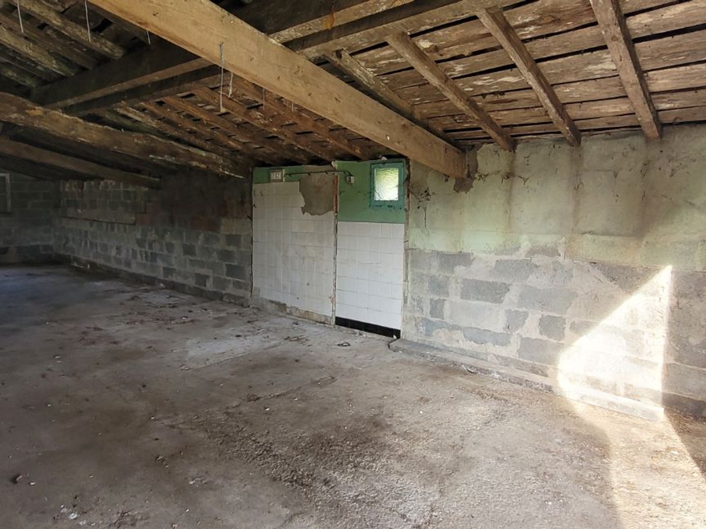 Maison à vendre - 4 pièces - 225m2 - Lagorce (33230)