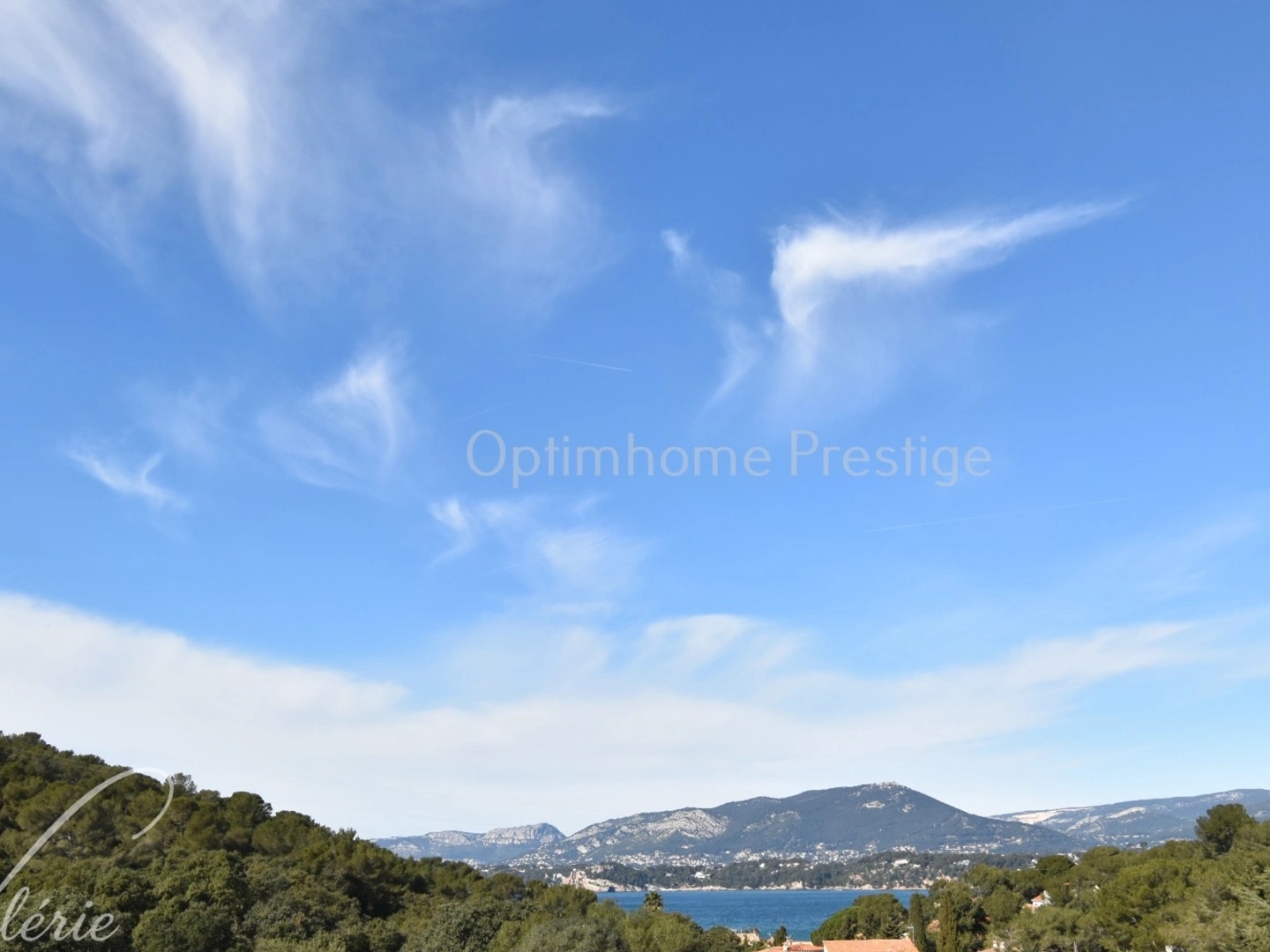 Maison à vendre - 9 pièces - 320m2 - Le Pradet (83220)