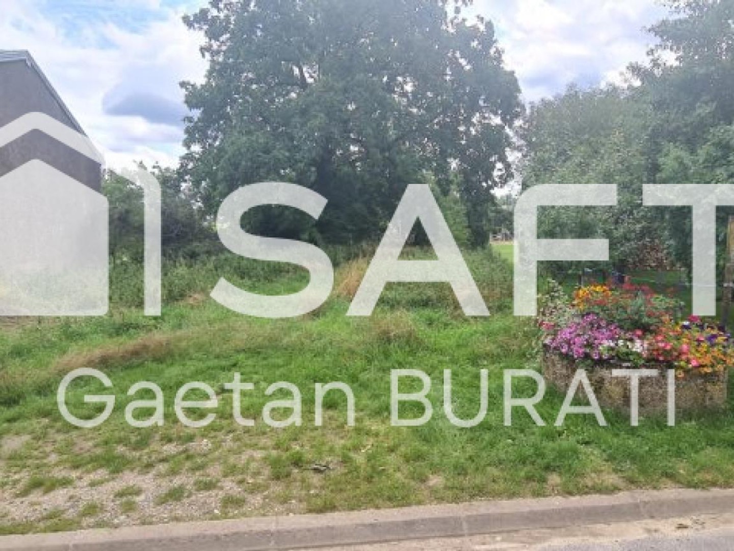 Terrain de 1479 m²