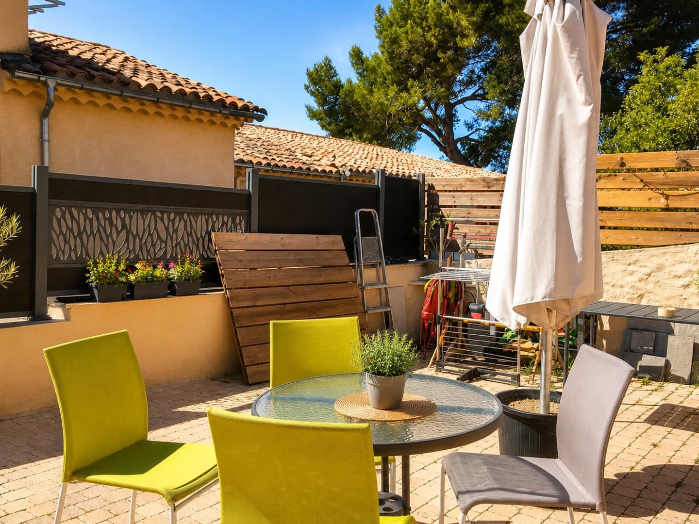Immeuble à vendre - 5 pièces - 120m2 - Pierrevert (04860)