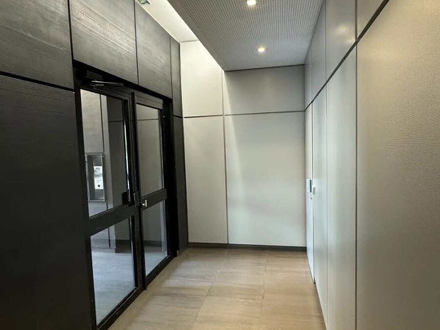 Locaux à vendre - 235m2 - Courbevoie (92400)