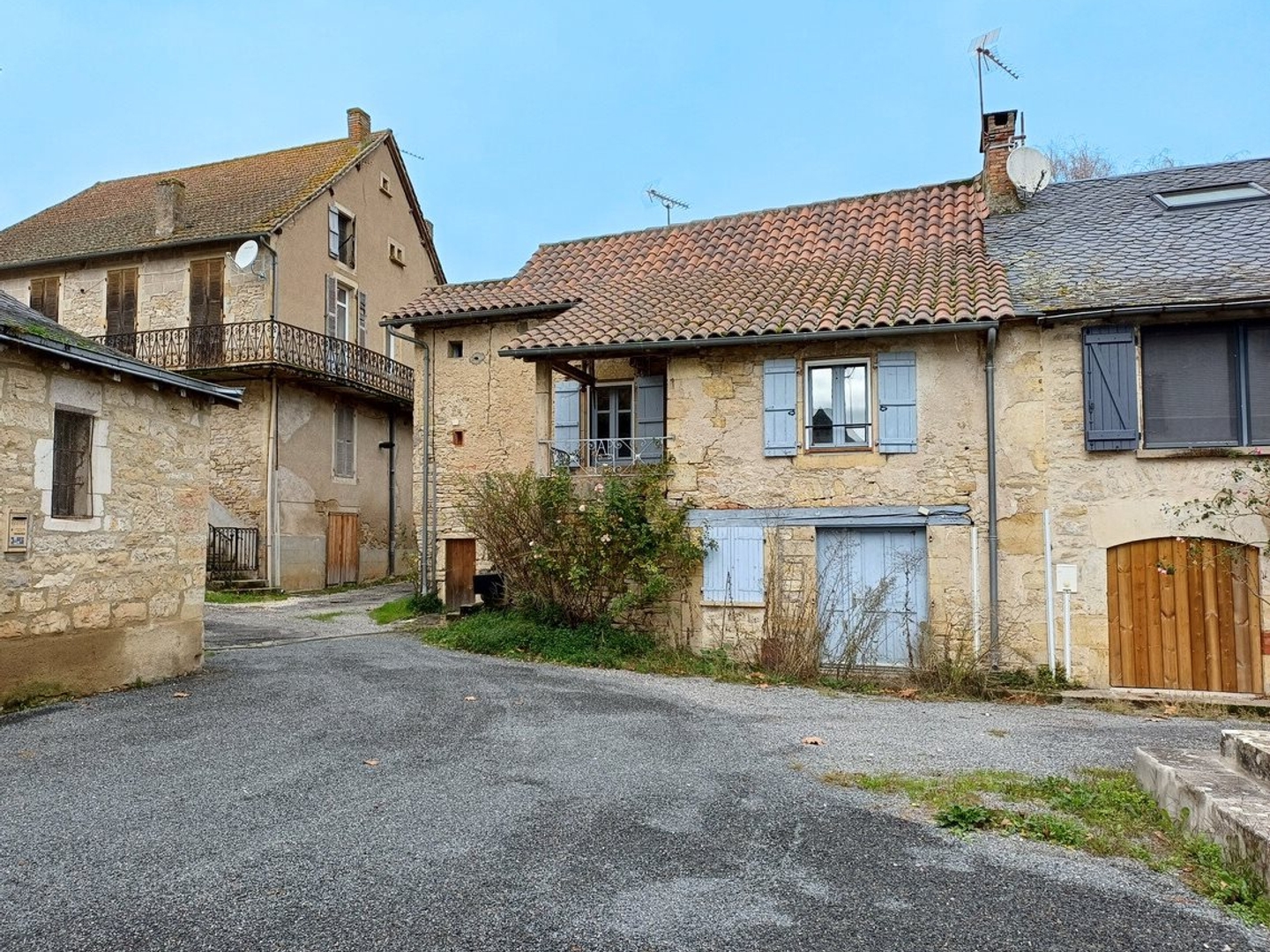 Maison à vendre - 8 pièces - 125m2 - Salles-Courbatiès (12260)