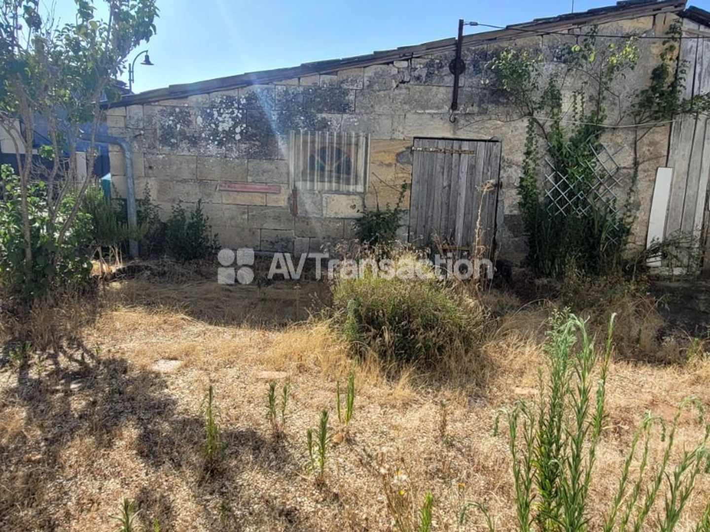 Maison à vendre - 3 pièces - 66m2 - Saint-Seurin-Sur-... (33660)