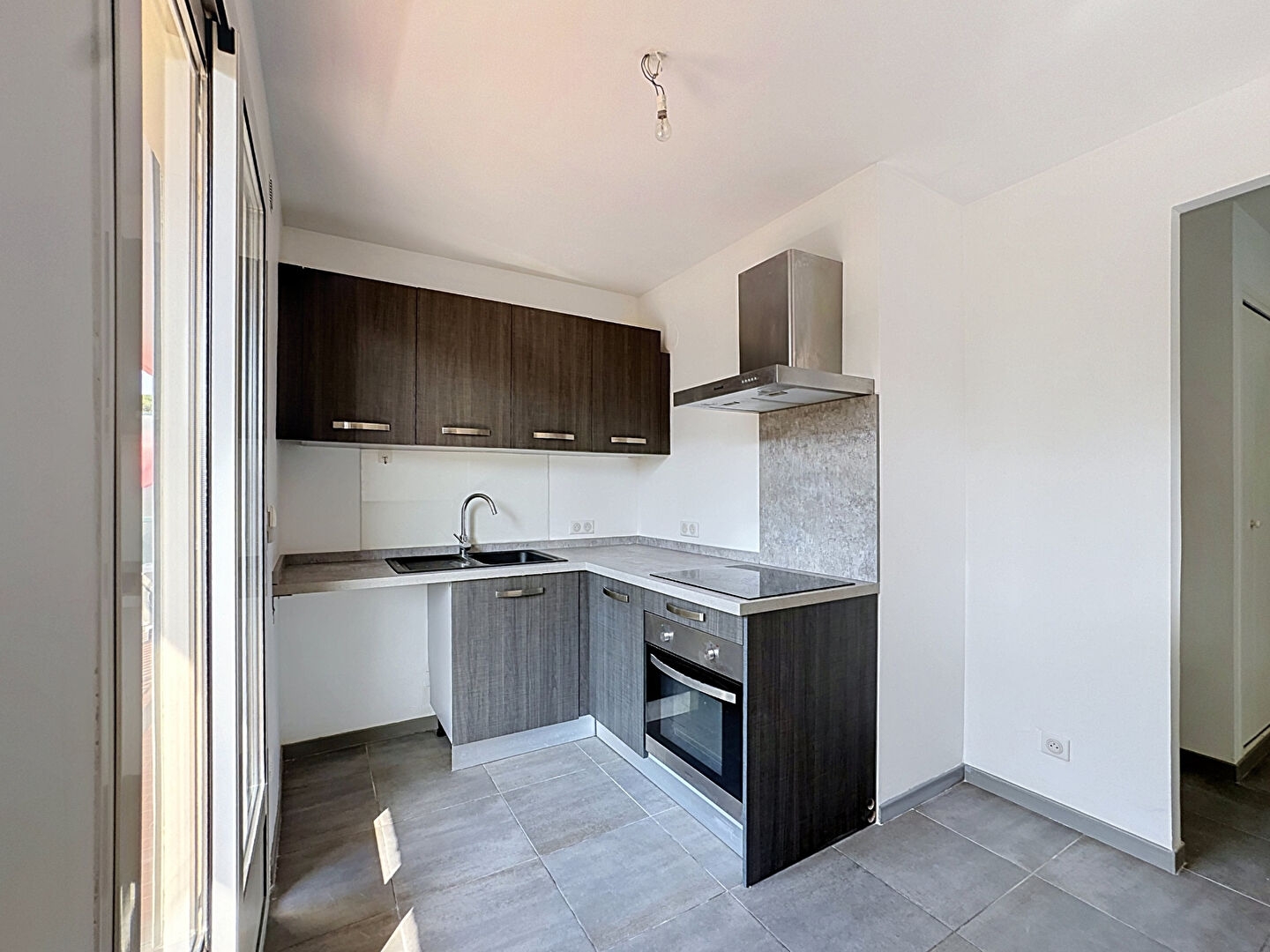 Appartement à vendre - 2 pièces - 48m2 - Antibes (06600)