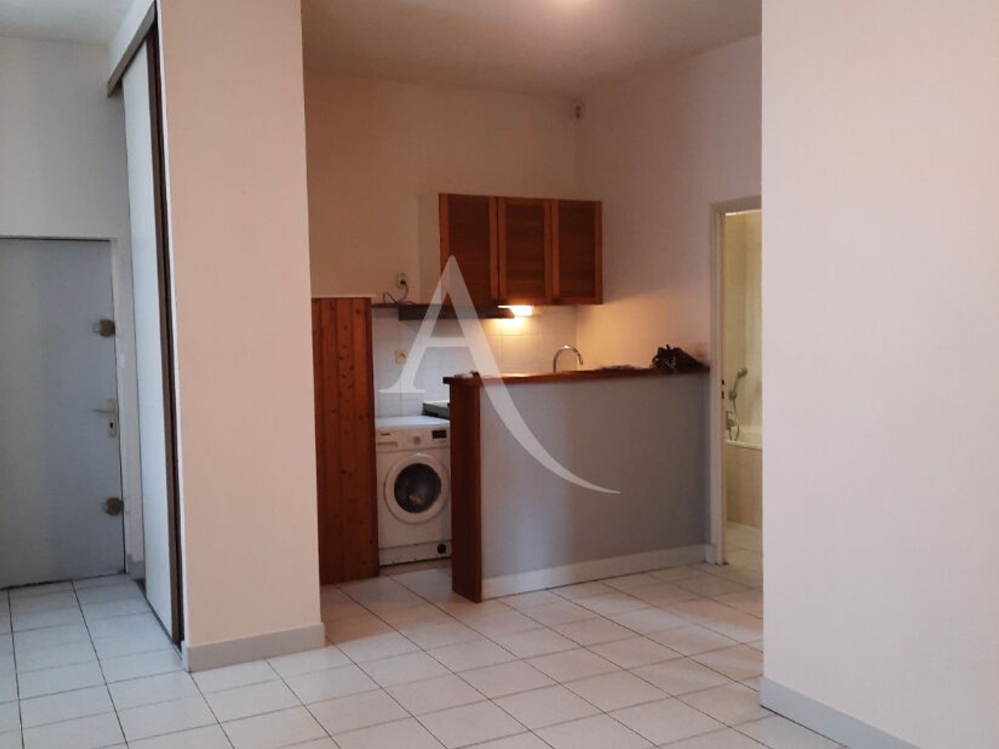 Appartement Poitiers T2 AVEC CAVE