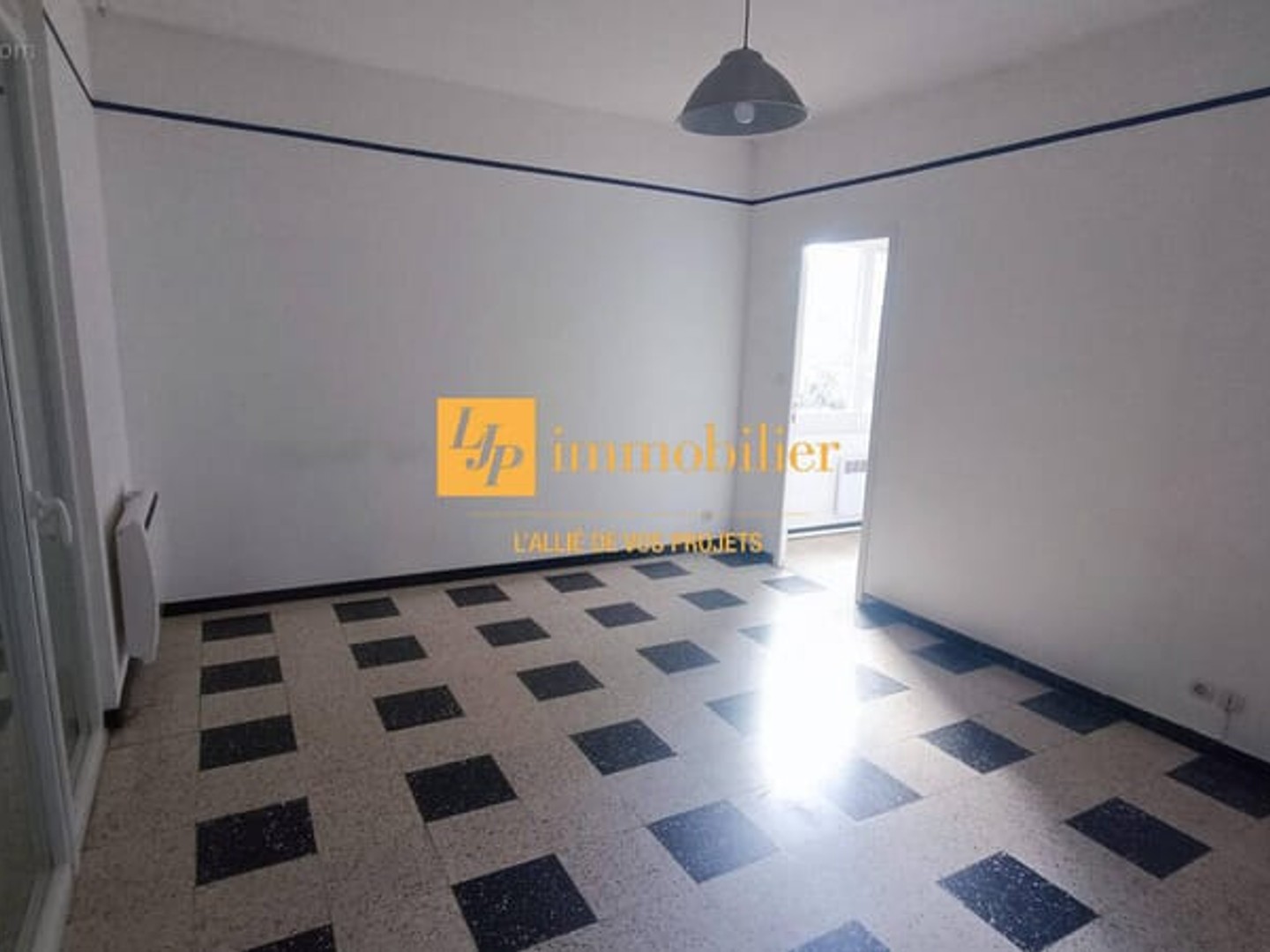 Appartement 2 pièces 148 m²