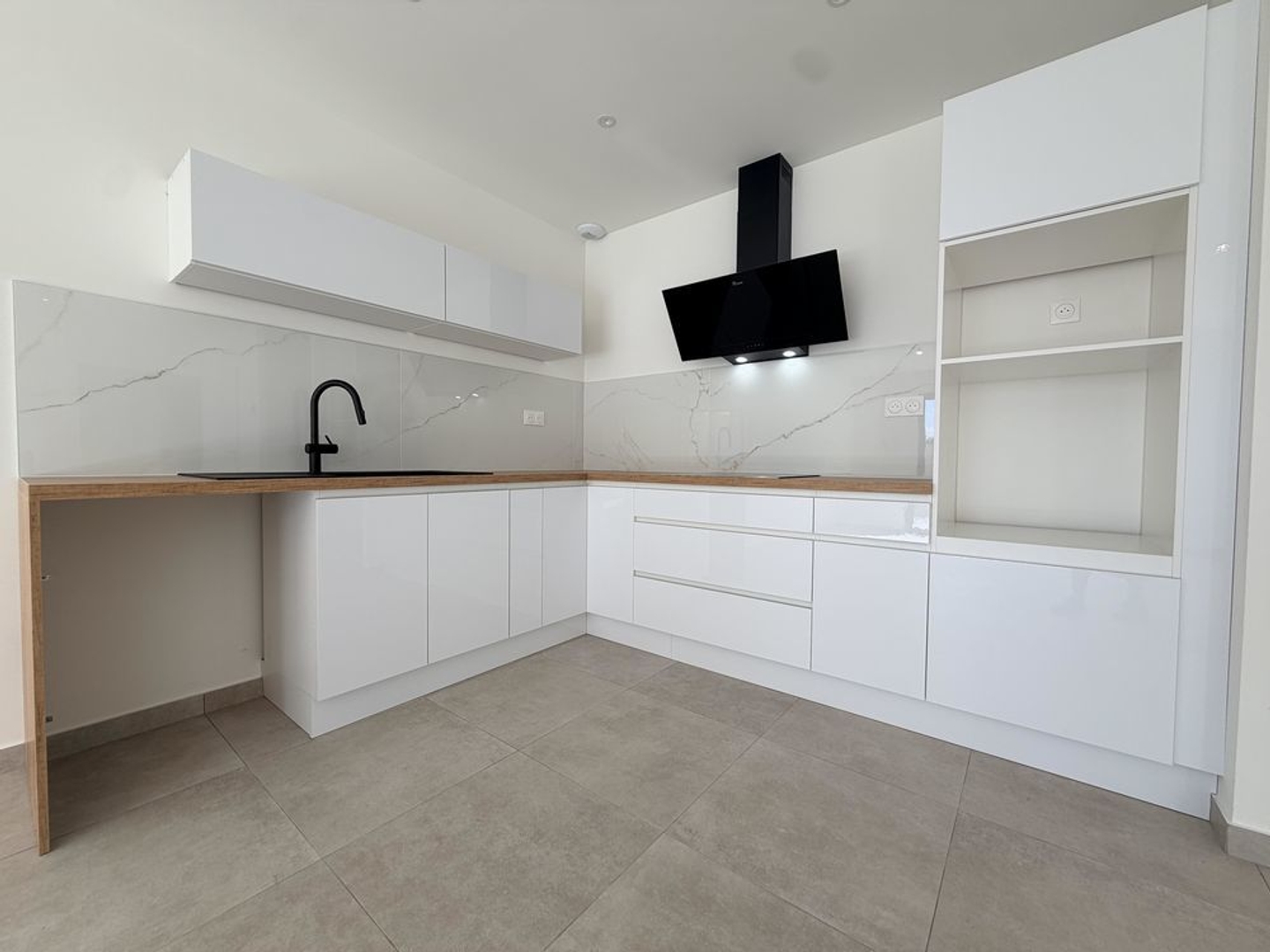 Maison à vendre - 4 pièces - 92m2 - Nissan-Lez-Enserune (34440)