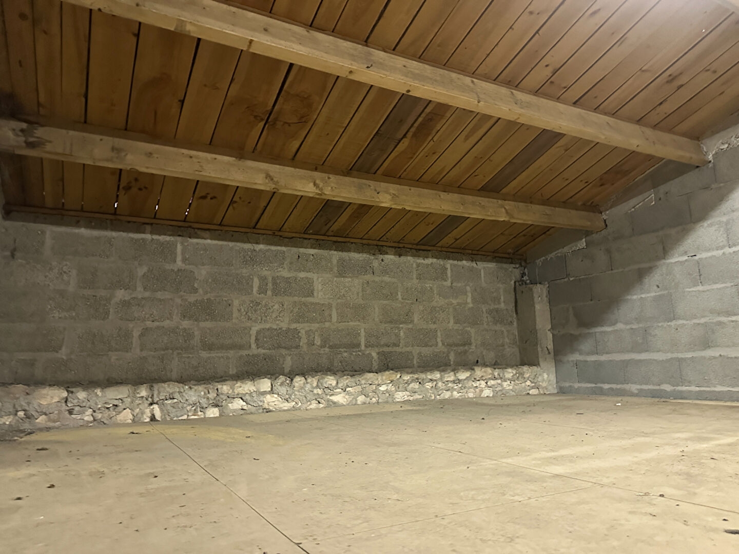 Maison à vendre - 2 pièces - 80m2 - Périgny (17180)