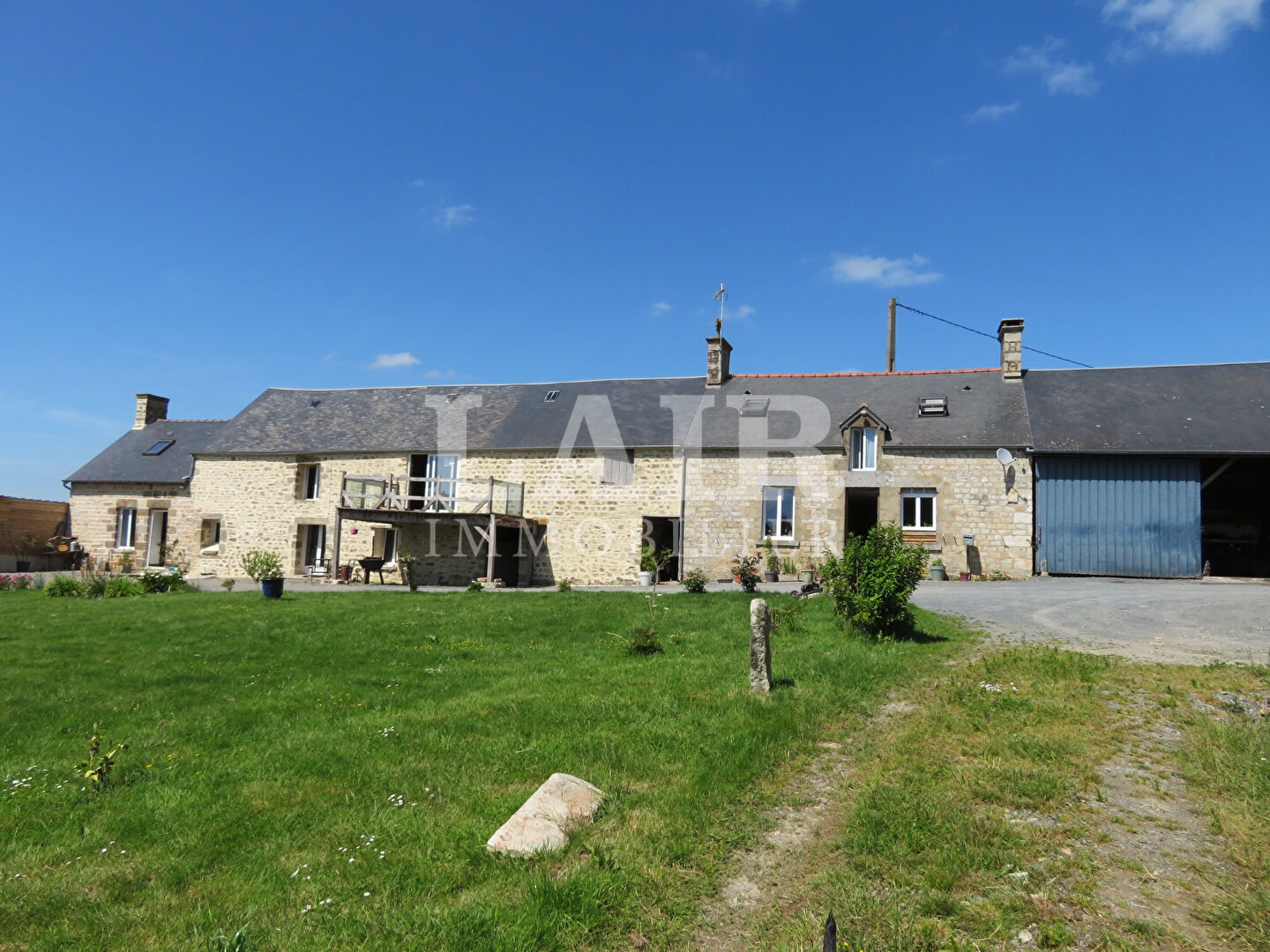 Propriété avec 2 maisons et dépendances à vendre à 10 min de la Ferté Macé - Réf: A15231