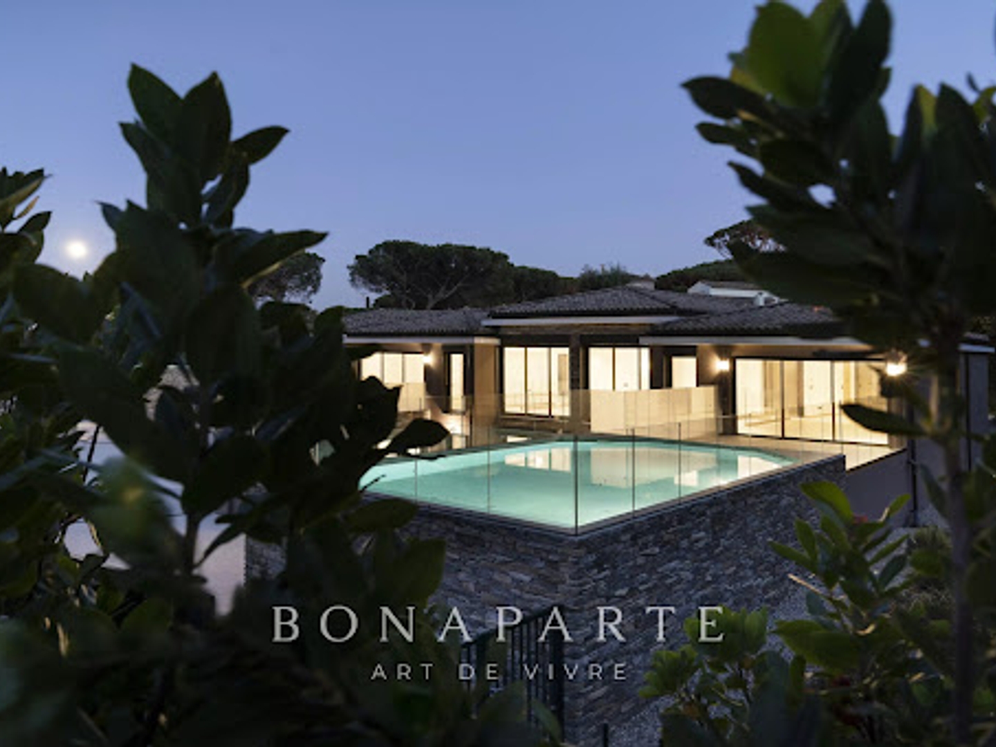 Villa 7 pièces 250 m²