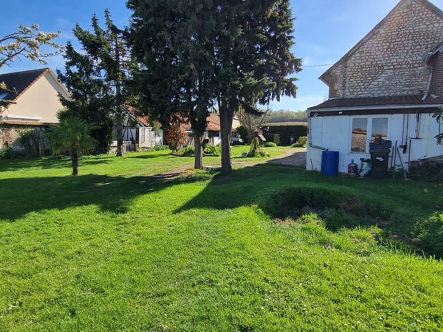 Maison à vendre - 5 pièces - 144m2 - Saint-Étienne-Du-... (27430)