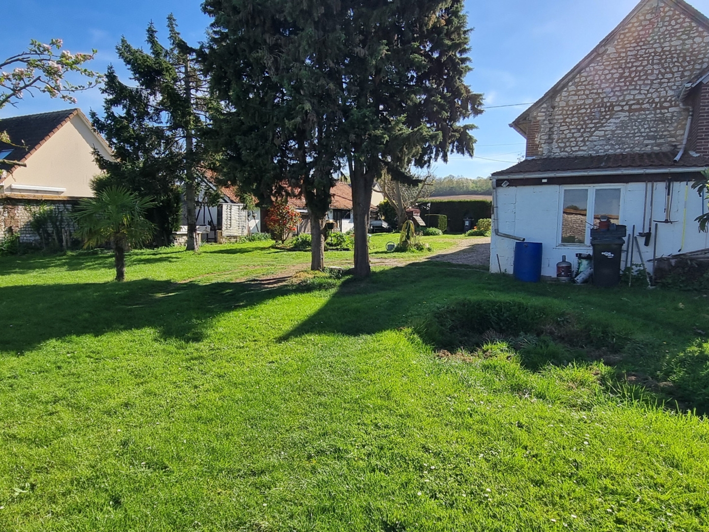 Maison à vendre - 5 pièces - 144m2 - Saint-Étienne-Du-... (27430)