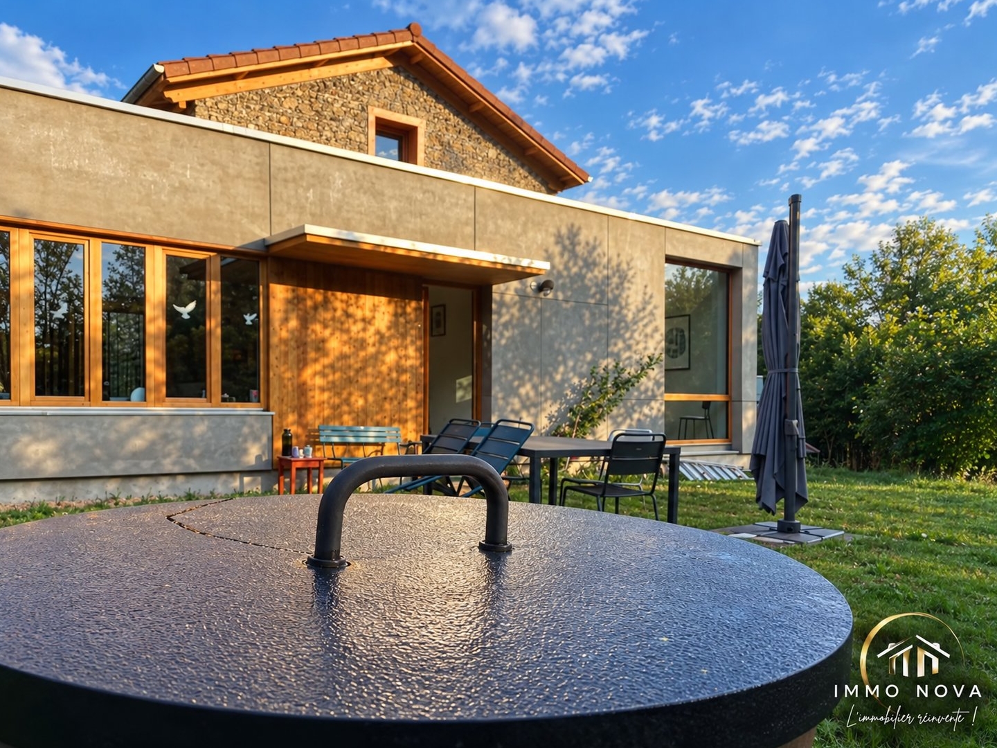DOMAINE TOURISTIQUE ET RÉSIDENTIEL AU COEUR DU LIVRADOIS FOR