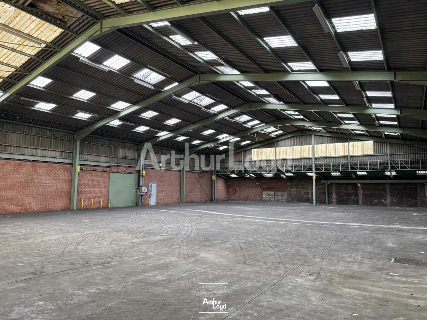 Locaux à vendre - 1050m2 - Lambersart (59130)