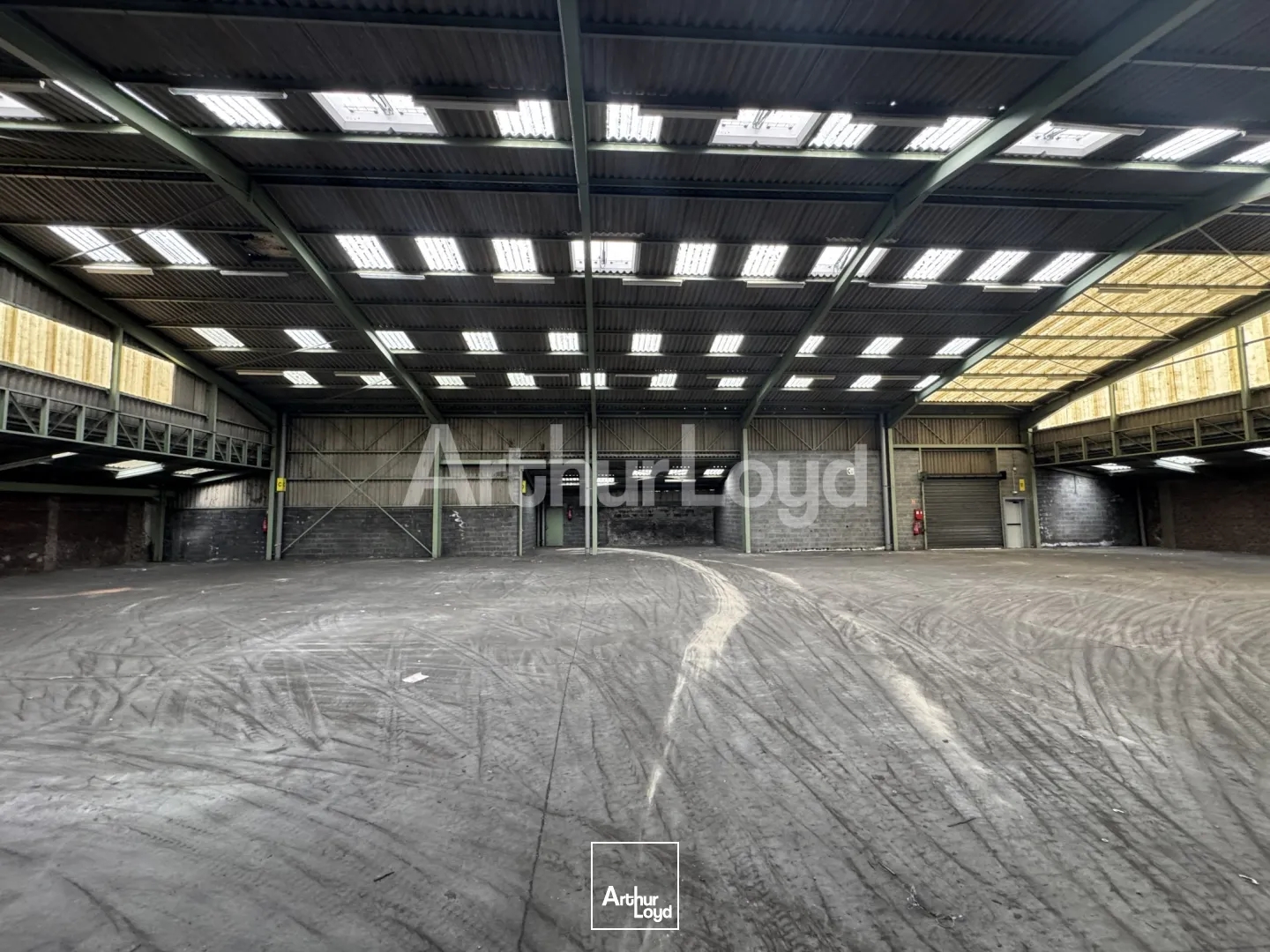 Locaux à vendre - 1050m2 - Lambersart (59130)