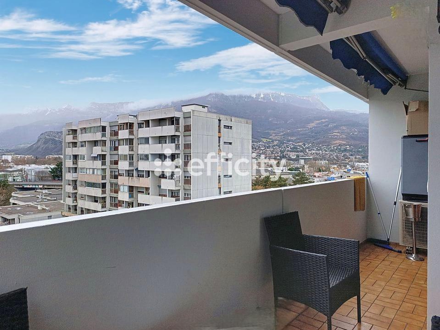 Appartement à vendre - 4 pièces - 92m2 - Échirolles (38130)