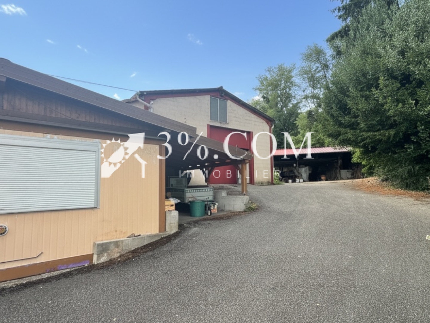 Ensemble immobilier sur 62 ares au centre de BOUXWILLER