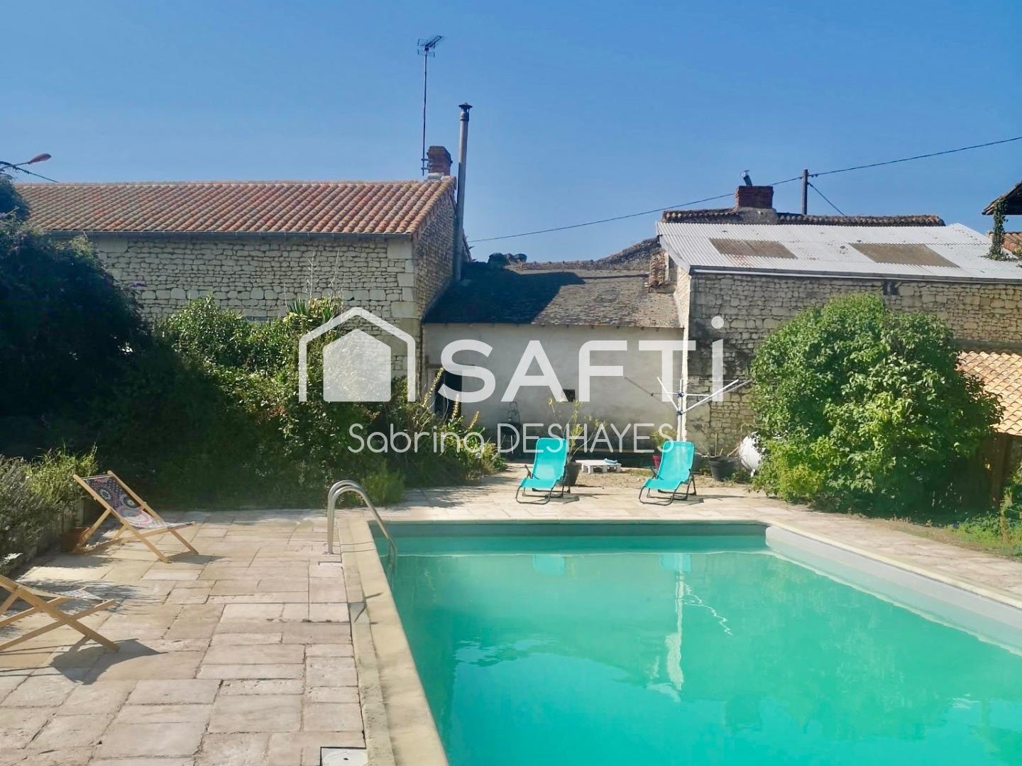 Maison à vendre - 5 pièces - 147m2 - Les Trois-Moutiers (86120)