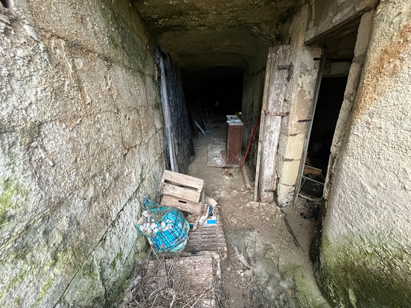 Parking / garage / box à vendre - 35m2 - Loches (37600)
