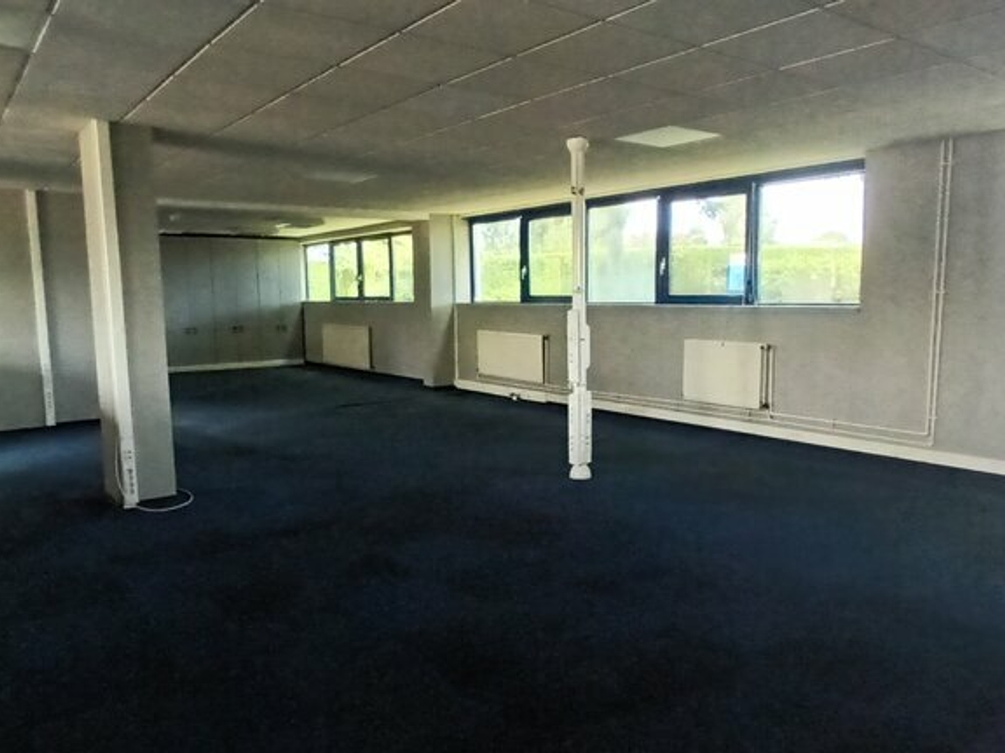 Locaux à vendre - 1260m2 - Montivilliers (76290)