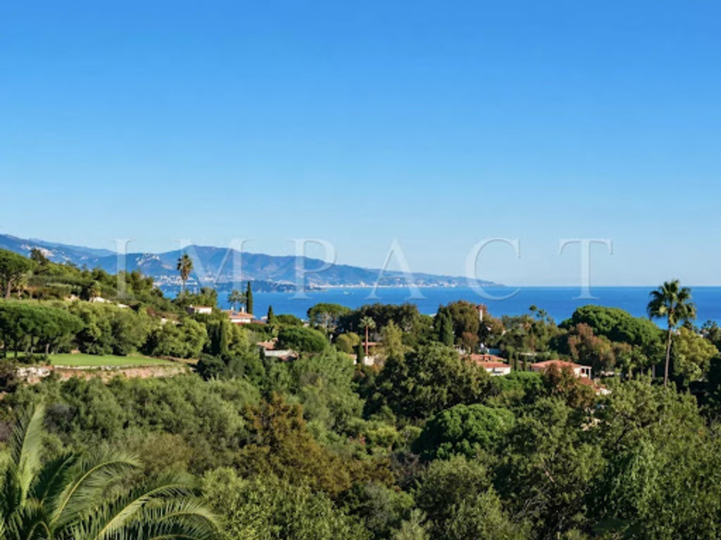 Maison à vendre - 9 pièces - 600m2 - Cannes (06400)