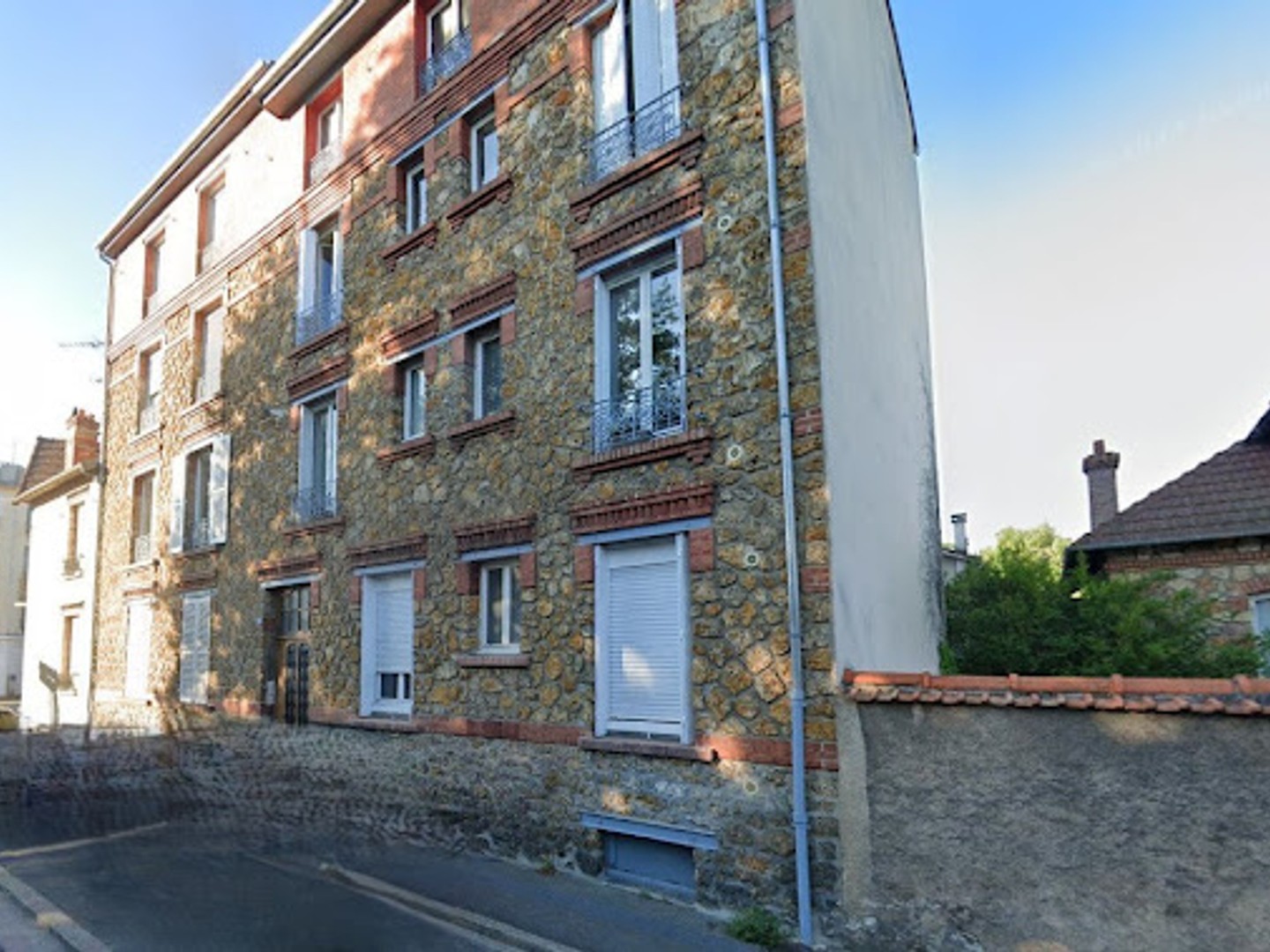 Immeuble de rapport 16 pièces 374 m²