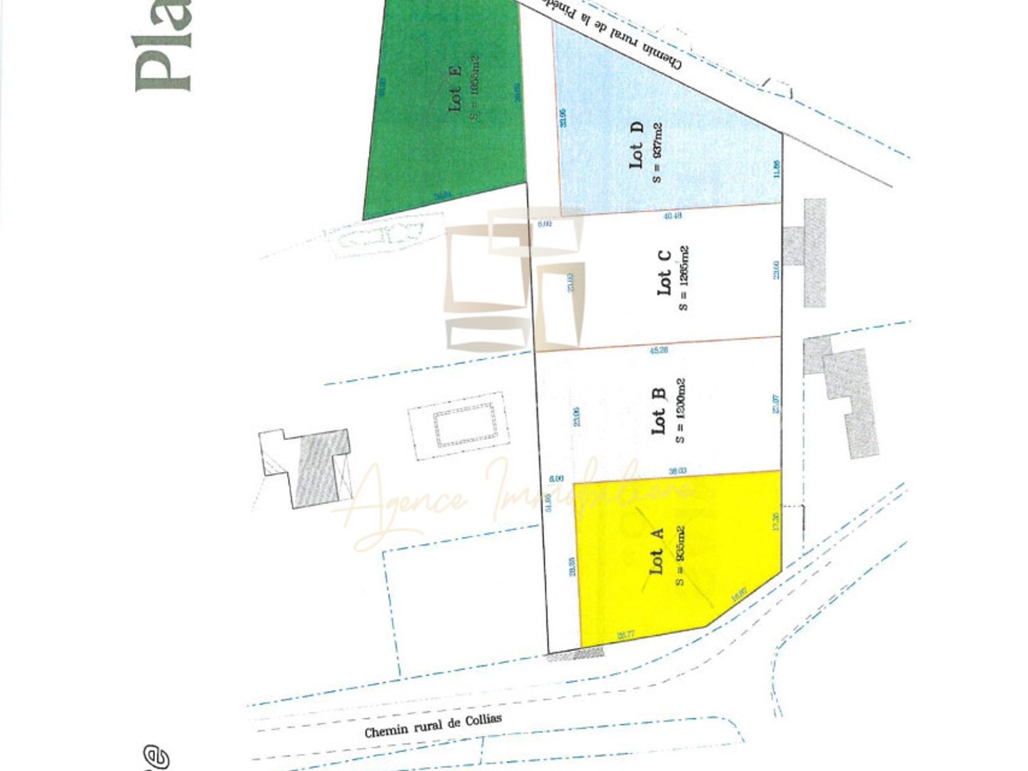 Terrain 937 m²