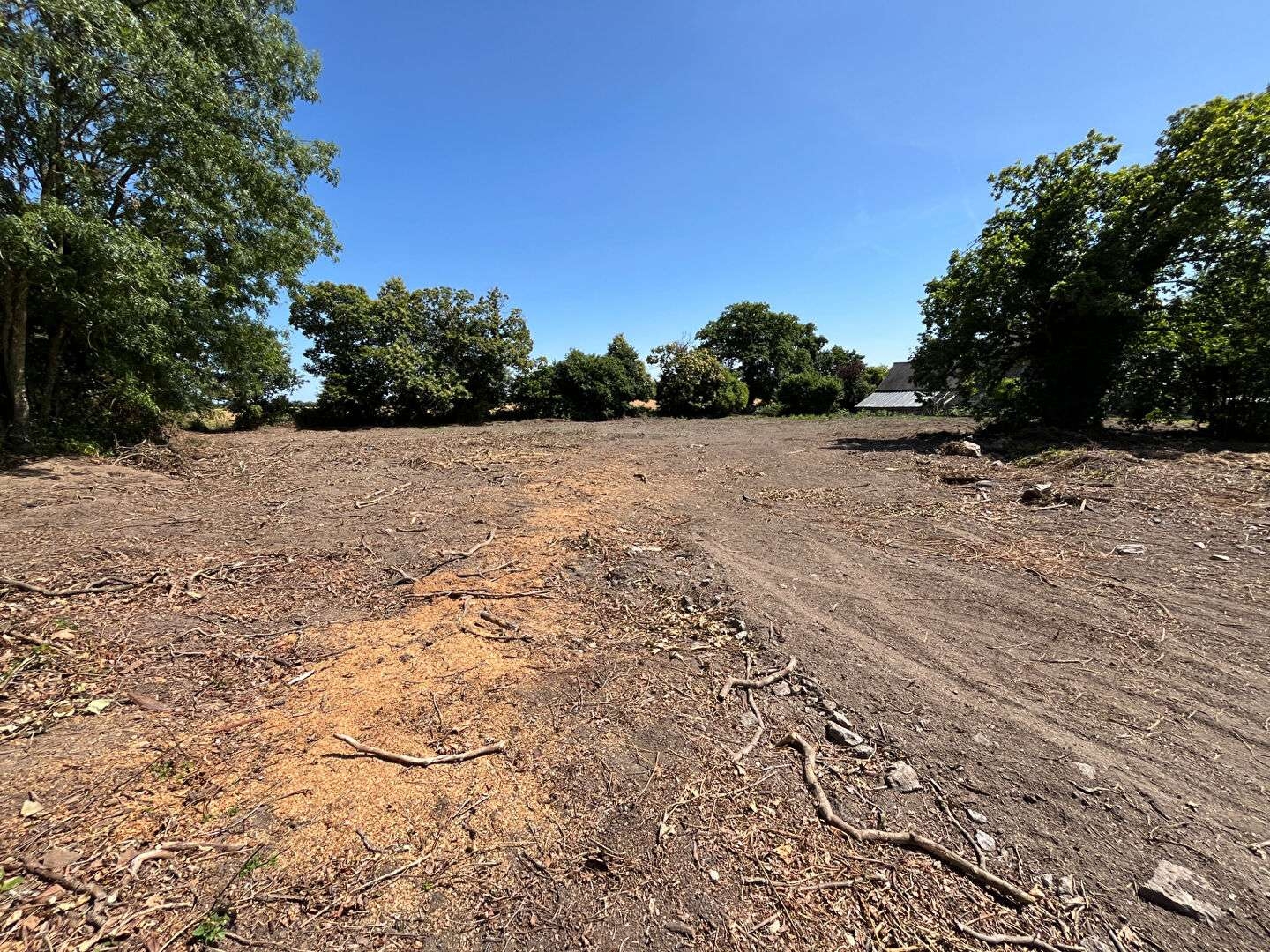 Terrain 4116 m²