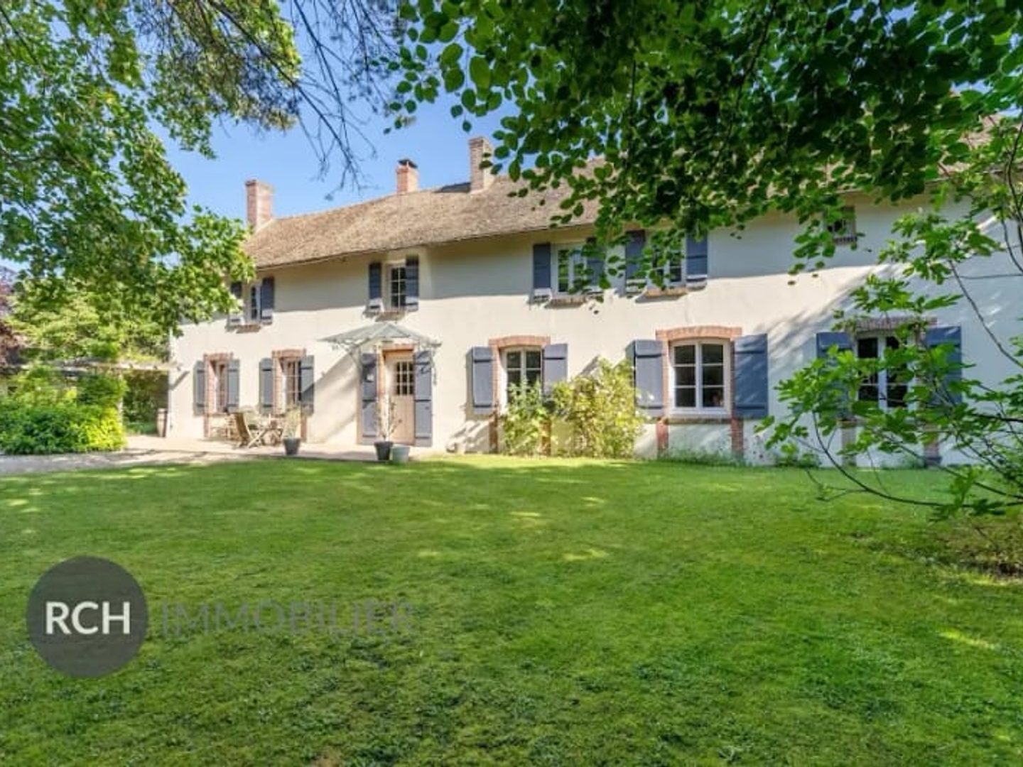 Maison à vendre - 8 pièces - 350m2 - Houdan (78550)