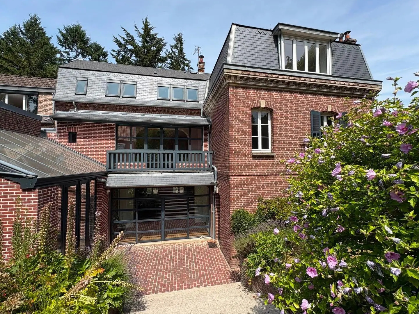 Maison 11 pièces 285 m²