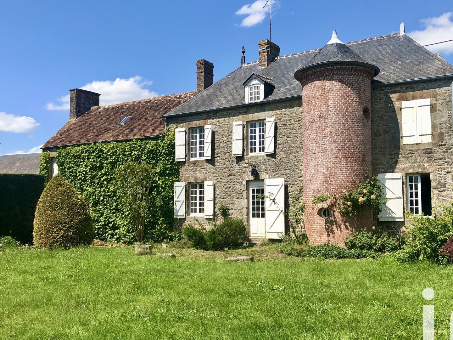 Maison 10 pièces 225 m²