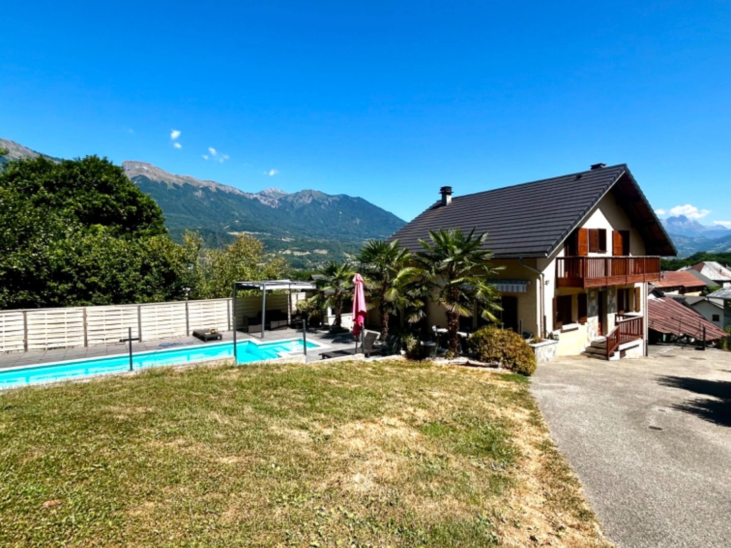 Maison 5 pièces 146 m²