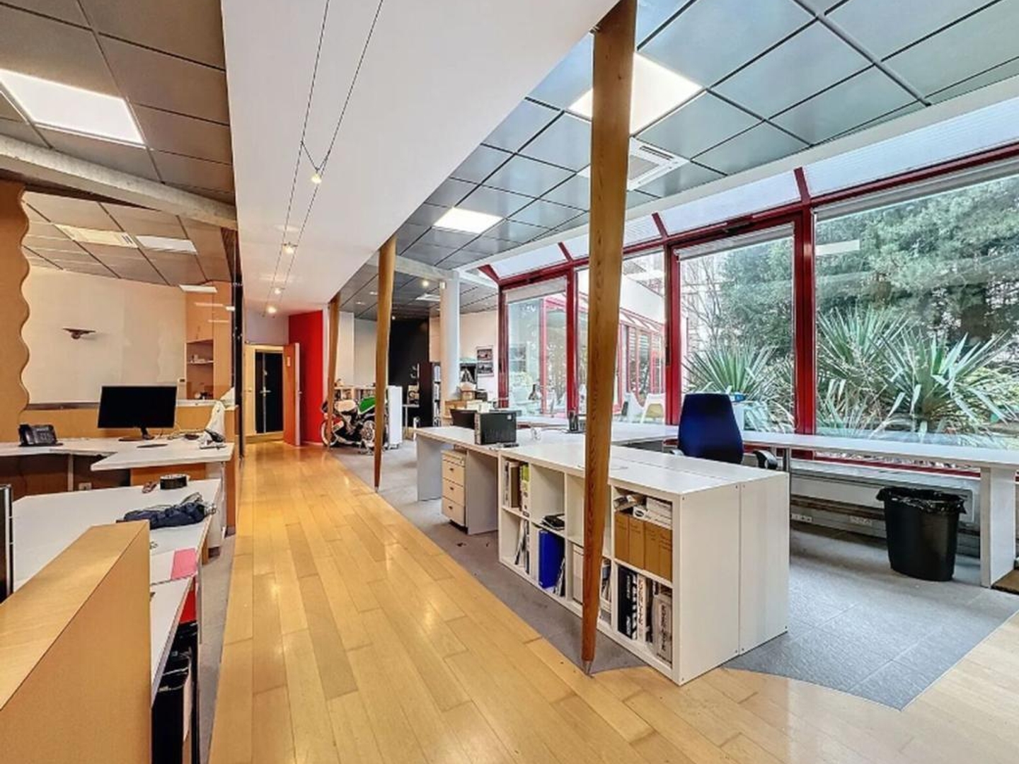 Bureau de 236m²