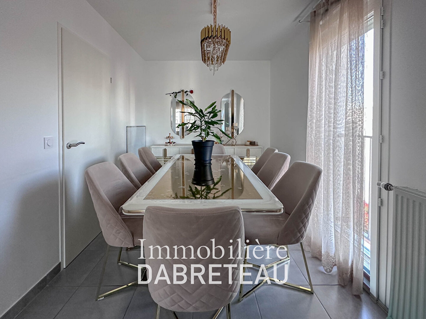 Appartement à vendre - 4 pièces - 75m2 - Vaulx-En-Velin (69120)